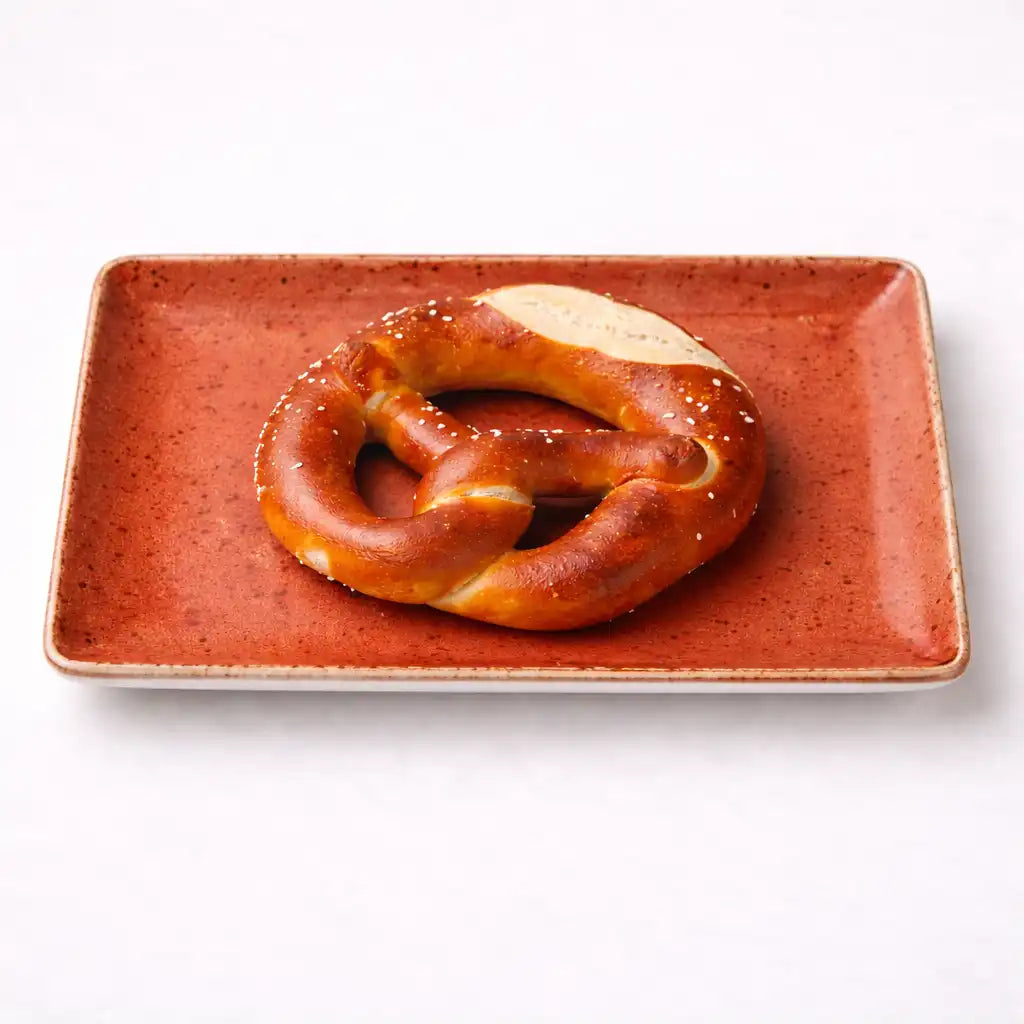 Frische Laugenbrezel
